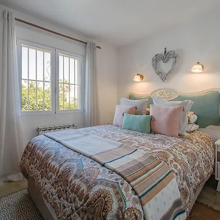 Luxury Villa Cezanne 3 Bedrooms Close To Beach Mountain Views Villa *