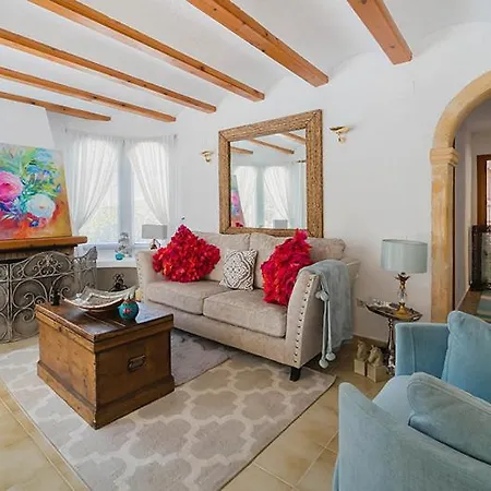 Luxury Villa Cezanne 3 Bedrooms Close To Beach Mountain Views Villa